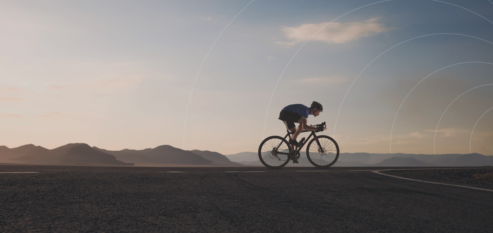 Race-cyclist-on-track